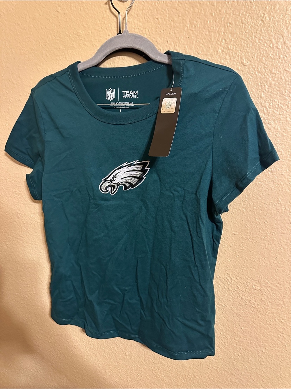 NFL Women's Teal Crewneck Eagles Tee